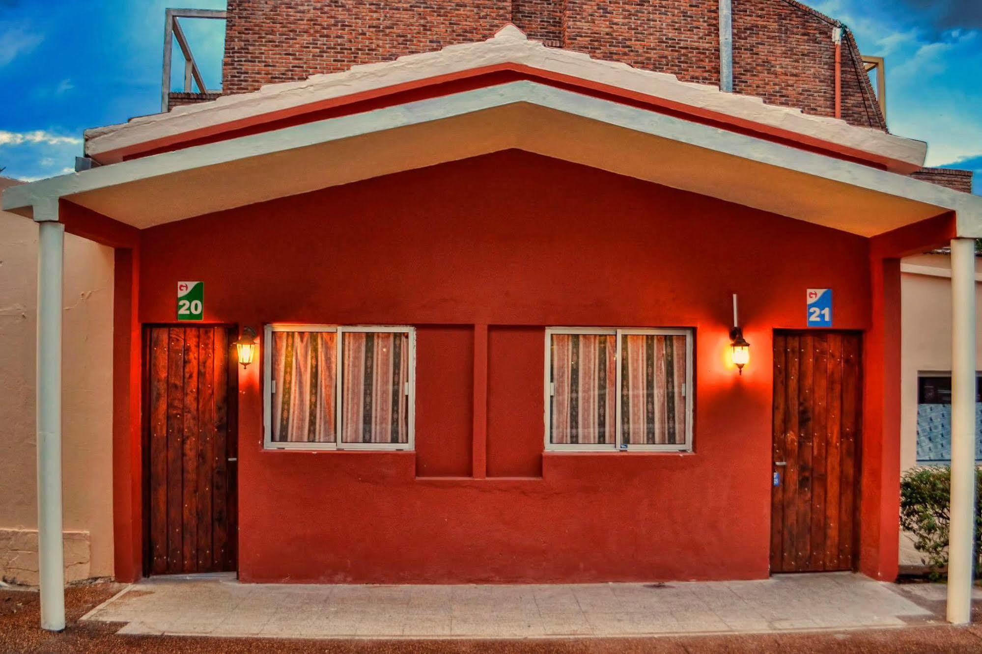 Brisas Del Rio Apart Hotel Termas del Daymán Exterior foto